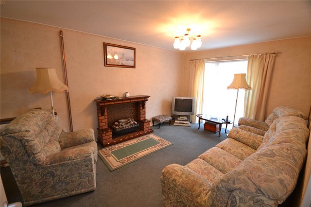  Image of 3 bedroom Semi-Detached house for sale in Helmsdale Bracknell RG12 at Bracknell Berkshire Easthampstead, RG12 0TB