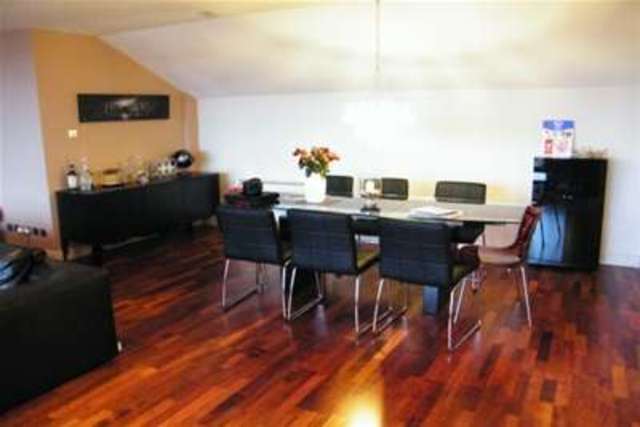  Image of 3 bedroom Flat to rent in Henke Court Cardiff CF10 at Cardiff, CF10 4EB