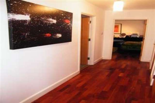  Image of 3 bedroom Flat to rent in Henke Court Cardiff CF10 at Cardiff, CF10 4EB