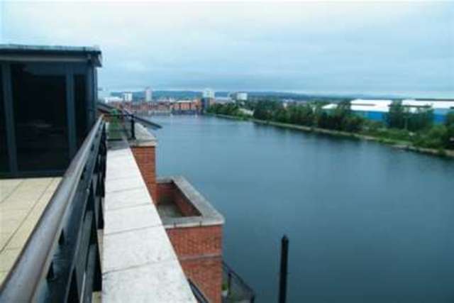  Image of 3 bedroom Flat to rent in Henke Court Cardiff CF10 at Cardiff, CF10 4EB