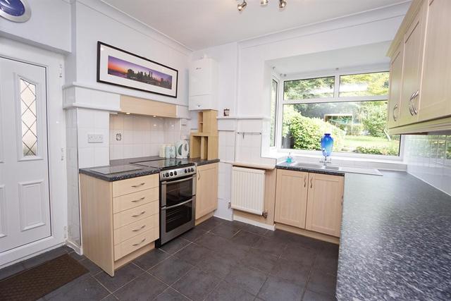  Image of 4 bedroom Semi-Detached house to rent in Henley Avenue Sheffield S8 at Norton Sheffield Norton, S8 8JH