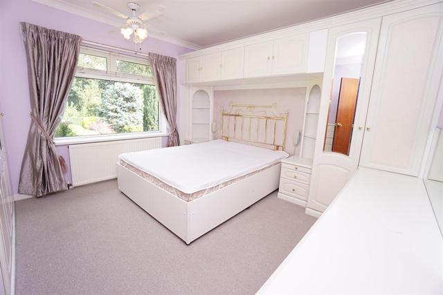  Image of 4 bedroom Semi-Detached house to rent in Henley Avenue Sheffield S8 at Norton Sheffield Norton, S8 8JH