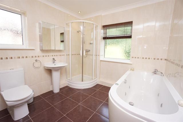  Image of 4 bedroom Semi-Detached house to rent in Henley Avenue Sheffield S8 at Norton Sheffield Norton, S8 8JH