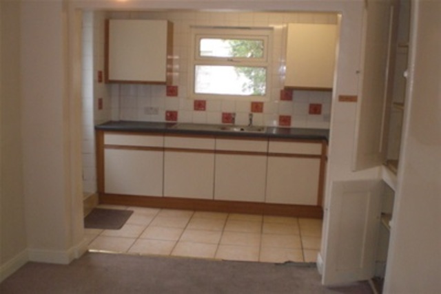  Image of 3 bedroom Terraced house to rent in Hereson Road Ramsgate CT11 at Ramsgate, CT11 7ER