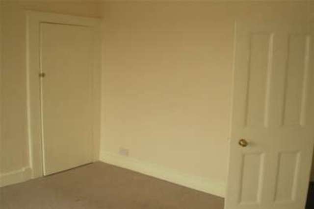  Image of 3 bedroom Terraced house to rent in Hereson Road Ramsgate CT11 at Ramsgate, CT11 7ER