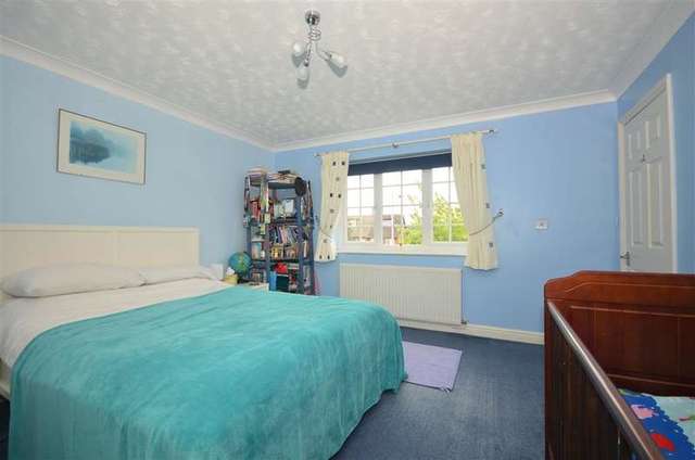  Image of 4 bedroom Detached house for sale in High Road North Weald Epping CM16 at North Weald Essex North Weald, CM16 6HW