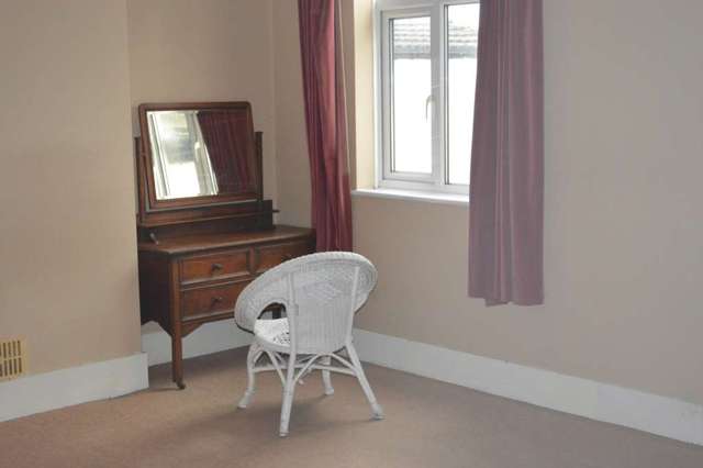  Image of 2 bedroom Flat to rent in High Street Shoeburyness Southend-on-Sea SS3 at High Street Shoeburyness Southend On Sea, SS3 9AJ