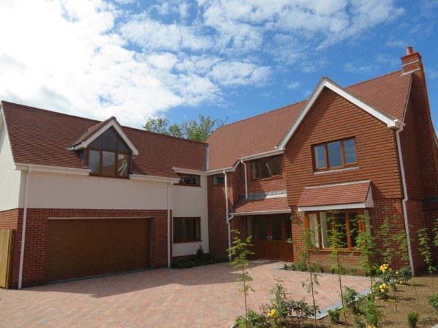  Image of 4 bedroom Detached house for sale in Crofton Lane Fareham PO14 at Crofton Lane Hill Head Fareham, PO14 3LW