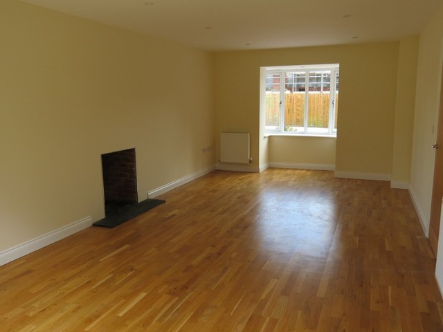  Image of 4 bedroom Detached house for sale in Crofton Lane Fareham PO14 at Crofton Lane Hill Head Fareham, PO14 3LW