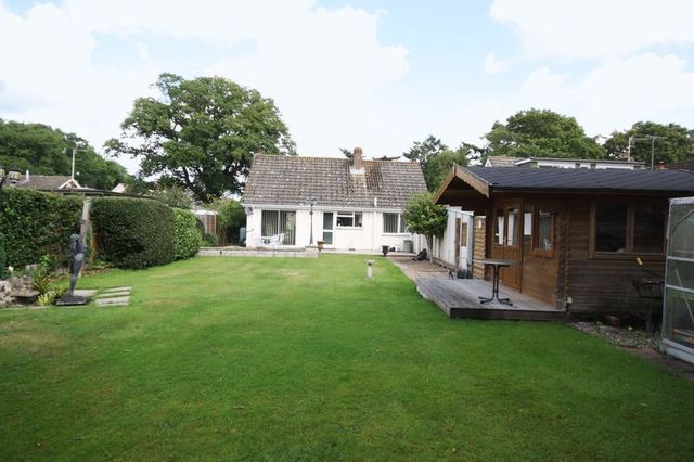  Image of 2 bedroom Detached house for sale in Hill Lane Bransgore Christchurch BH23 at Hill Lane Bransgore Christchurch, BH23 8BL