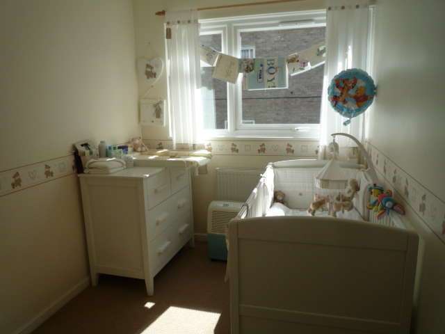  Image of 2 bedroom Flat to rent in Sutton Grove Sutton SM1 at Sutton Grove  Sutton, SM1 4TG
