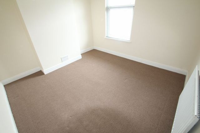  Image of 2 bedroom Terraced house for sale in Hollings Street Fenton Stoke-on-Trent ST4 at Hollings Street Fenton Stoke-On-Trent, ST4 3HS