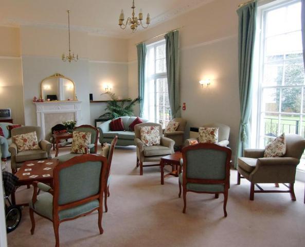  Image of 1 bedroom Apartment to rent in Pittville Circus Road Cheltenham GL52 at Homespring House Pittville Circus Road Cheltenham, GL52 2QB