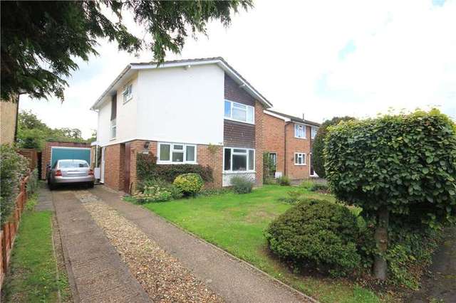  Image of 3 bedroom Detached house for sale in Honeypots Road Woking GU22 at Woking  Mayford, GU22 9QW