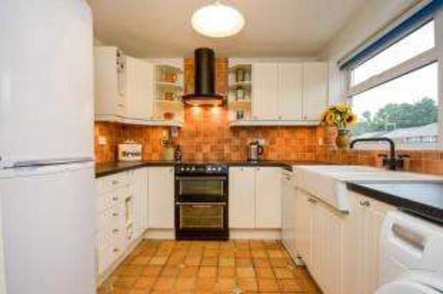  Image of 3 bedroom Detached house for sale in Bramshott Drive Hook RG27 at Hook Hampshire Hook, RG27 9EY