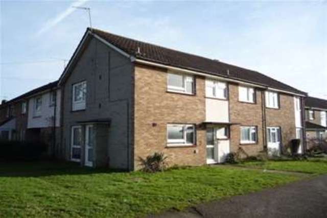  Image of 2 bedroom Flat to rent in Court Lodge Road Horley RH6 at Horley, RH6 8RT