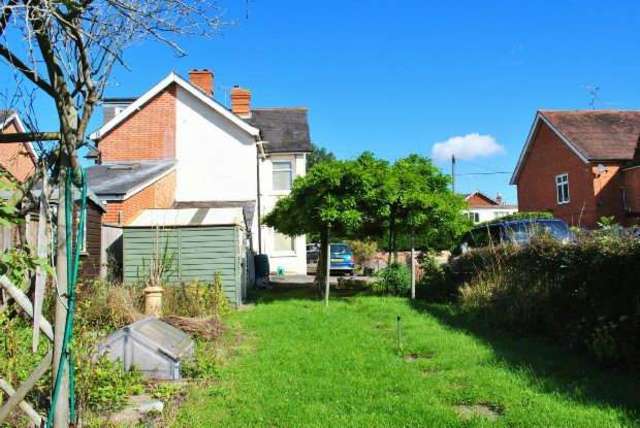  Image of 3 bedroom Semi-Detached house for sale in Hyde End Road Spencers Wood Reading RG7 at Hyde End Road  Reading, RG7 1DD