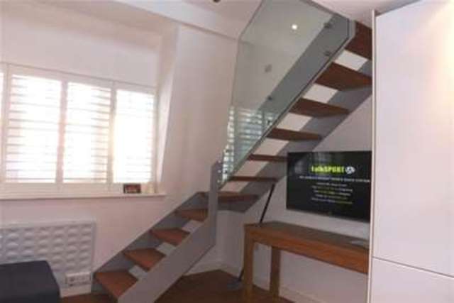  Image of 2 bedroom Detached house to rent in Marine Gardens Brighton BN2 at Brighton, BN2 1AH