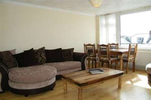  Image of 2 bedroom Flat to rent in Keat Street Plymouth PL2 at Plymouth, PL2 1SB
