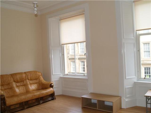  Image of 3 bedroom Flat to rent in Kelvingrove Street Glasgow G3 at West End Glasgow Glasgow, G3 7RX