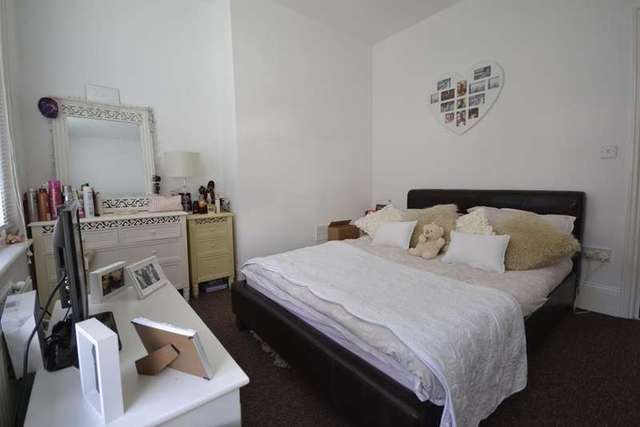  Image of 2 bedroom Flat to rent in Kenilworth Road St. Leonards-on-Sea TN38 at St Leonards On Sea, TN38 0JL