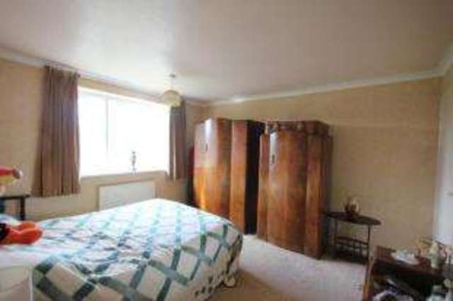  Image of 3 bedroom Semi-Detached house for sale in Kenilworth Walk Bedford MK41 at Bedford Bedfordshire Salph End, MK41 8LH