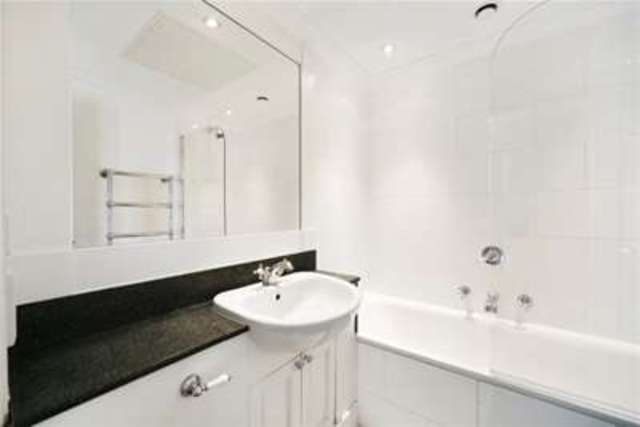  Image of 2 bedroom Flat to rent in Coleridge Gardens London SW10 at London, SW10 0RL