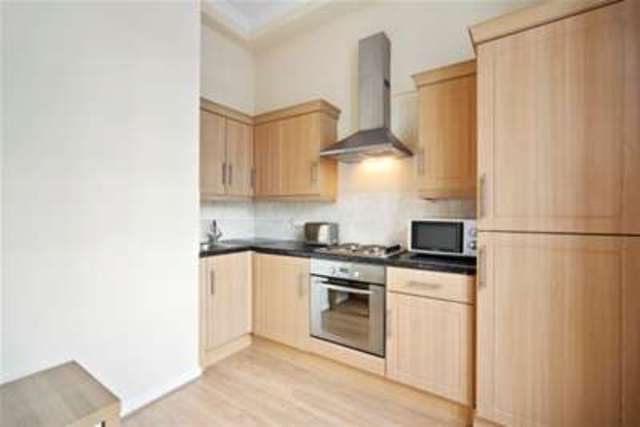  Image of 2 bedroom Property to rent in Kings Road London SW10 at London, SW10 0TU