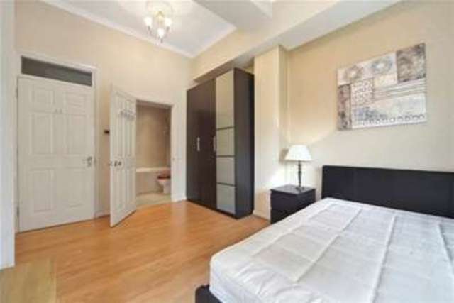  Image of 2 bedroom Property to rent in Kings Road London SW10 at London, SW10 0TU