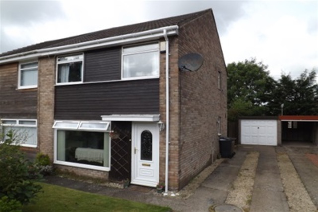  Image of 3 bedroom Detached house to rent in Kingston Avenue Neilston Glasgow G78 at Neilston East Renfrewshire East Renfrewshire, G78 3JE
