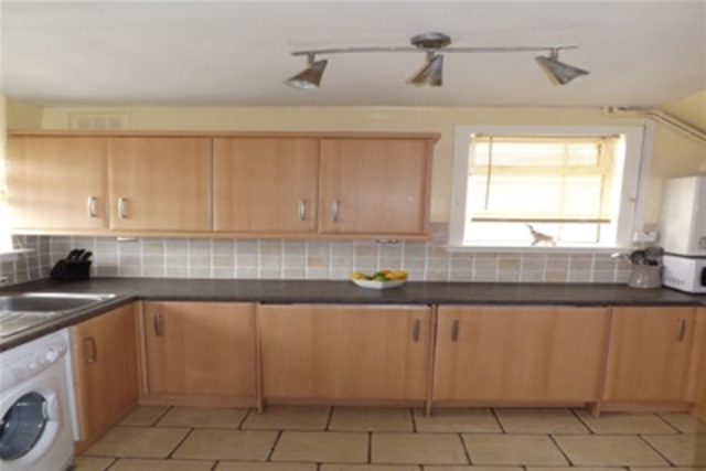  Image of 3 bedroom Detached house to rent in Kingston Avenue Neilston Glasgow G78 at Neilston East Renfrewshire East Renfrewshire, G78 3JE
