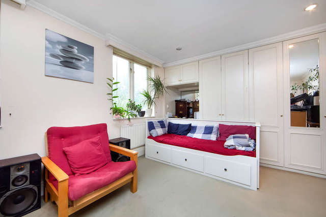  Image of 4 bedroom End of Terrace for sale in Kingston Hill Place Kingston upon Thames KT2 at Surrey  Kingston Upon Thames, KT2 7QY