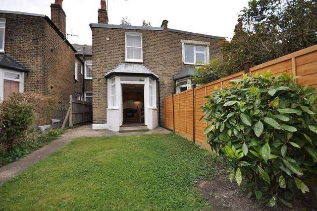  Image of 1 bedroom Flat to rent in Kingswood Road London W4 at Chiswick, W4 5EU