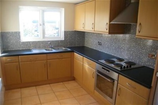  Image of 2 bedroom Flat to rent in Kirkhill Grange Westhoughton Bolton BL5 at Bolton, BL5 3ZE