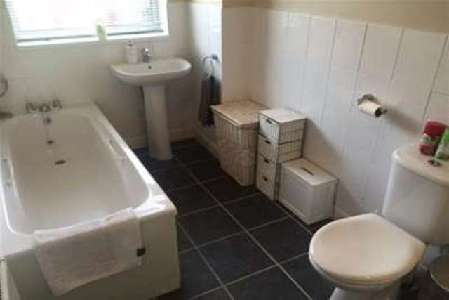  Image of 3 bedroom Detached house to rent in Knights Road Tyseley Birmingham B11 at Birmingham, B11 3QB