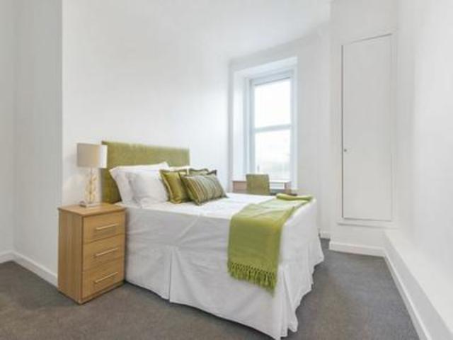  Image of 3 bedroom Flat to rent in Lambs Lane Dundee DD3 at Dundee  Dundee, DD3 7BN