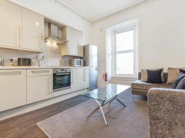  Image of 3 bedroom Flat to rent in Lambs Lane Dundee DD3 at Dundee  Dundee, DD3 7BN