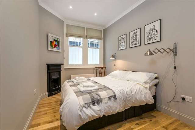  Image of 3 bedroom Ground Flat to rent in Pennard Road London W12 at Lanark Mansions  Pennard Road, W12 8DT