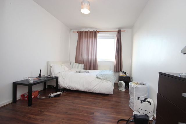  Image of 2 bedroom Flat to rent in Daubeney Road London E5 at Daubeney Road  London, E5 0EW