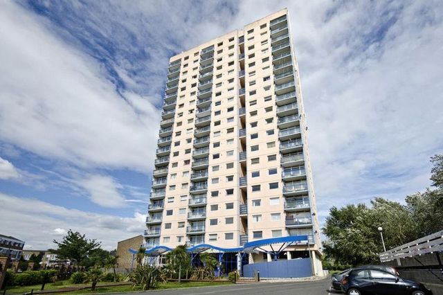  Image of 2 bedroom Flat to rent in Daubeney Road London E5 at Daubeney Road  London, E5 0EW