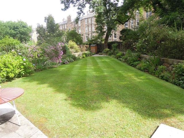 Image of 1 bedroom Flat to rent in Learmonth Grove Edinburgh EH4 at Comely Bank Edinburgh Edinburgh, EH4 1BW
