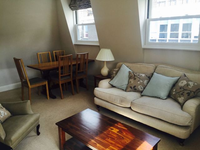  Image of 2 bedroom Flat to rent in Leather Lane London EC1N at Leather Lane  London, EC1N 7TJ