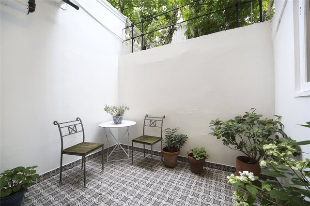  Image of 1 bedroom Flat for sale in Leinster Square London W2 at Leinster Square  London, W2 4PU
