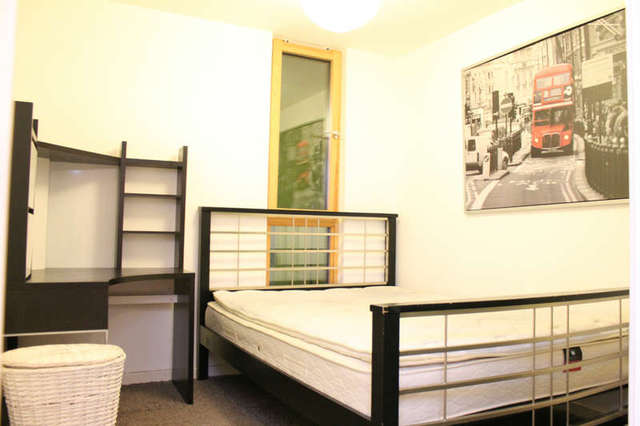  Image of 1 bedroom Flat for sale in Arboretum Place Barking IG11 at 3 Arboretum Place  Barking, IG11 7PX