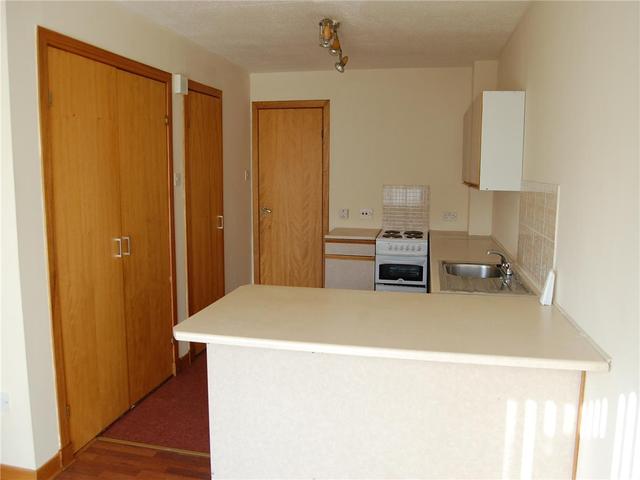  Image of 2 bedroom Terraced house to rent in Lennox Street Wishaw ML2 at Wishaw North Lanarkshire North Lanarkshire, ML2 8PF