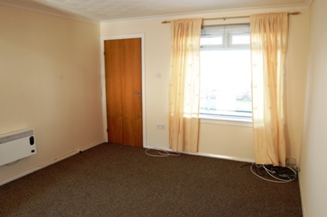  Image of 2 bedroom Terraced house to rent in Lennox Street Wishaw ML2 at Wishaw North Lanarkshire North Lanarkshire, ML2 8PF