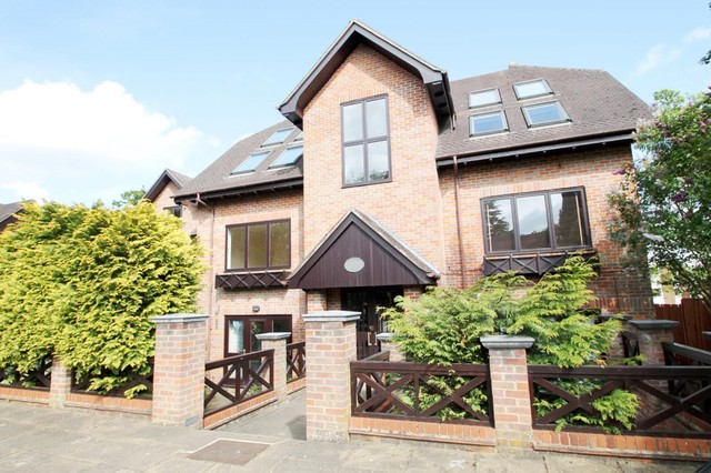  Image of 2 bedroom Detached house to rent in Lichfield Place Lemsford Road St. Albans AL1 at St Albans, AL1 3UG