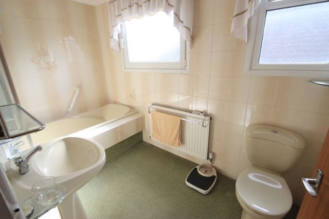  Image of 4 bedroom Detached house for sale in Y Wern Llanfairpwllgwyngyll LL61 at Y Wern  Llanfairpwllgwyngyll, LL61 5AQ