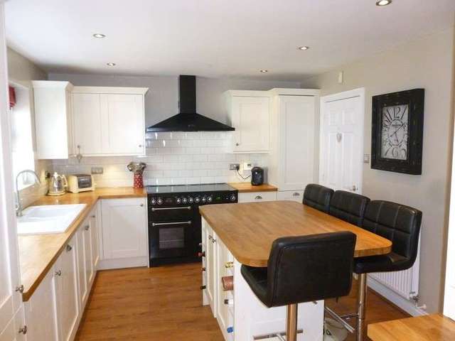  Image of 5 bedroom Detached house for sale in Llwyn Arian Margam Port Talbot SA13 at Llwyn Arian  Port Talbot, SA13 2UP