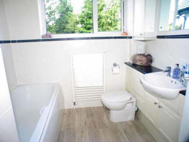  Image of 4 bedroom Detached house to rent in Knockbuckle Road Kilmacolm PA13 at Knockbuckle Road Kilmacolm Inverclyde, PA13 4JT